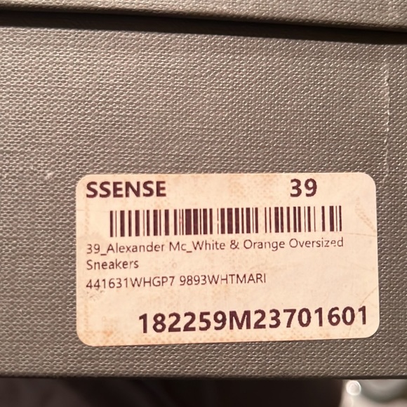 Alexander MacQUEEN Men's Oversized Sneaker in white&Orange (Brand NEW size 39) - Picture 3 of 8